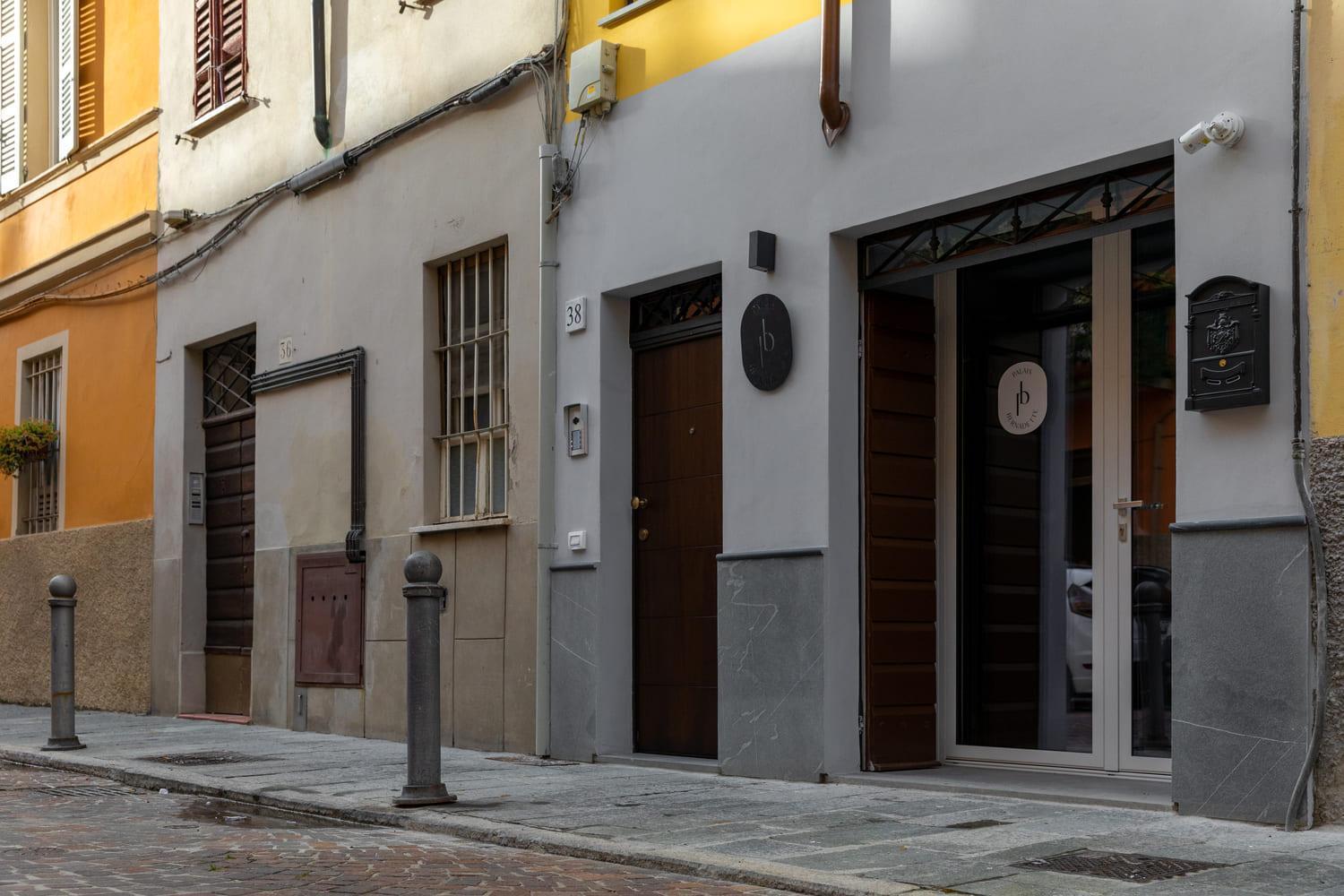Palais Bernadette Aparthotel Parma Exterior foto